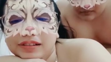 Dede Siti Coba Ajarin Sepupunya Entot Nungging