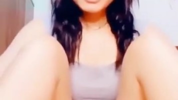 Tante Hot Ngangkang Bikin Crot Di Bigo Live