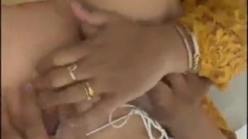 Bokep Ngentot Mama Sahabat Dekatku VIRAL