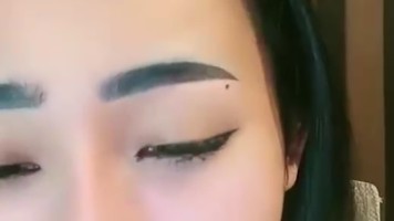 Shaciko Yubi Comeback Makin Binal Mango