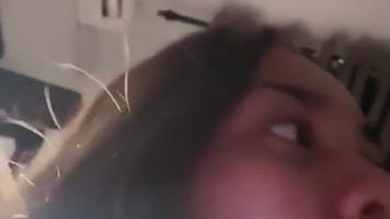 Kakak Levina Spill Uting Toket Live