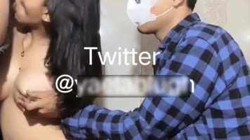 Bokep Ngentot Neng Geulis Coba Sensasi Threesome Pas Live Private